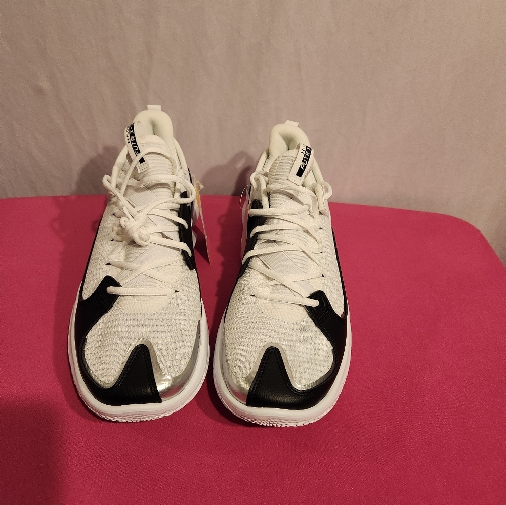 Under Armour Flow FUTR X3 - Picture 3 of 5